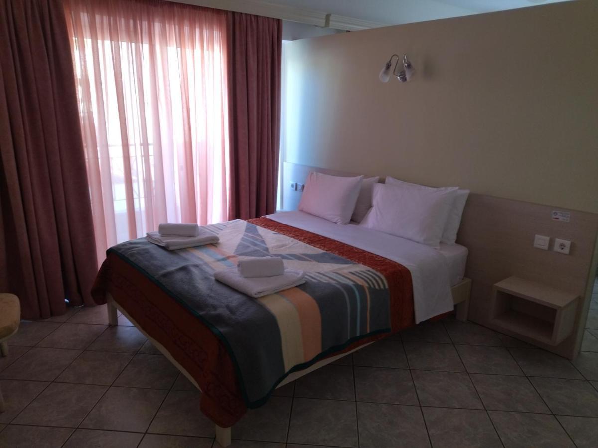 Hotel Chrisi Akti Nafpaktos Pokój zdjęcie